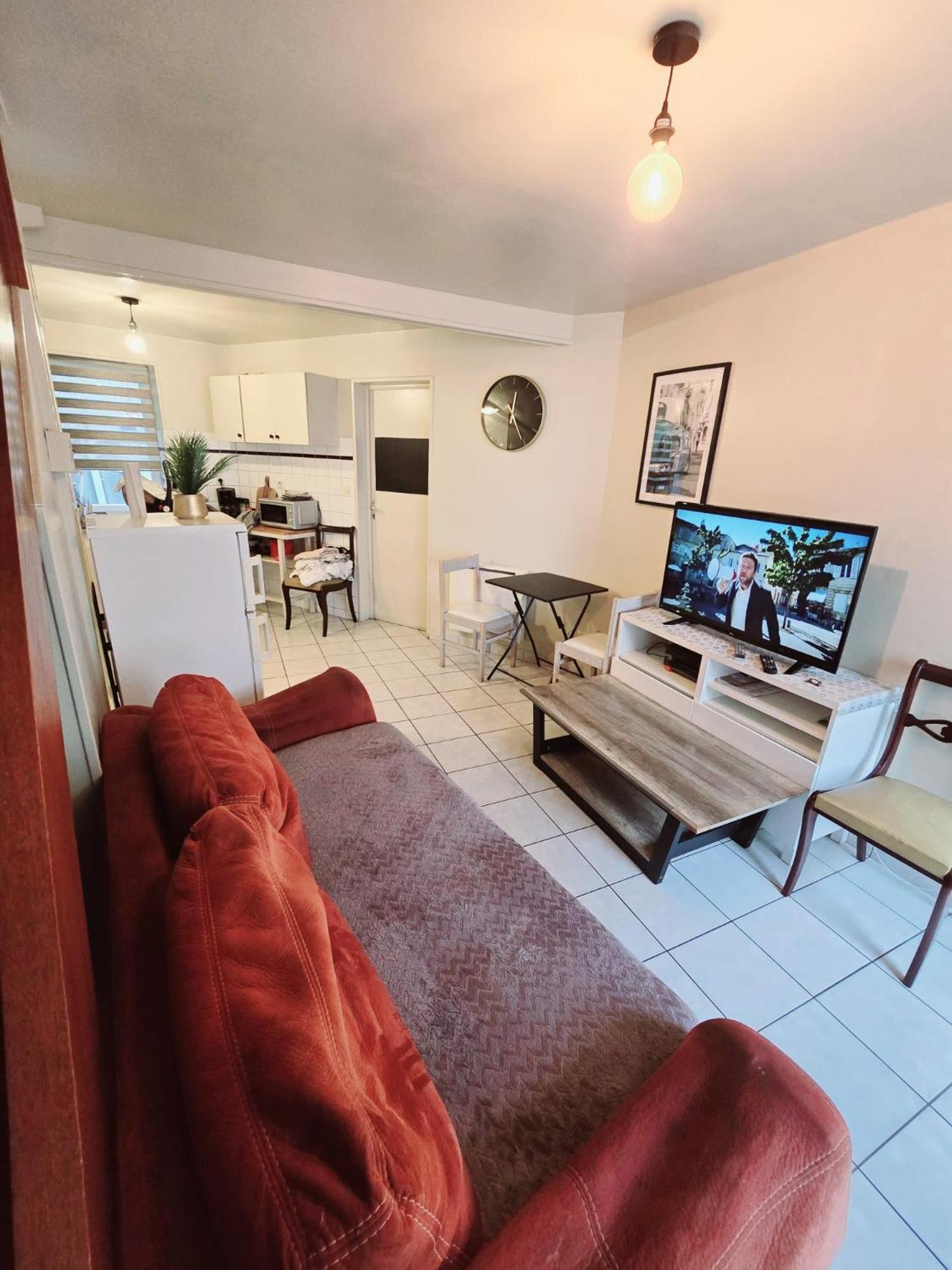 Appartement T3 Landivisiau Exteriör bild